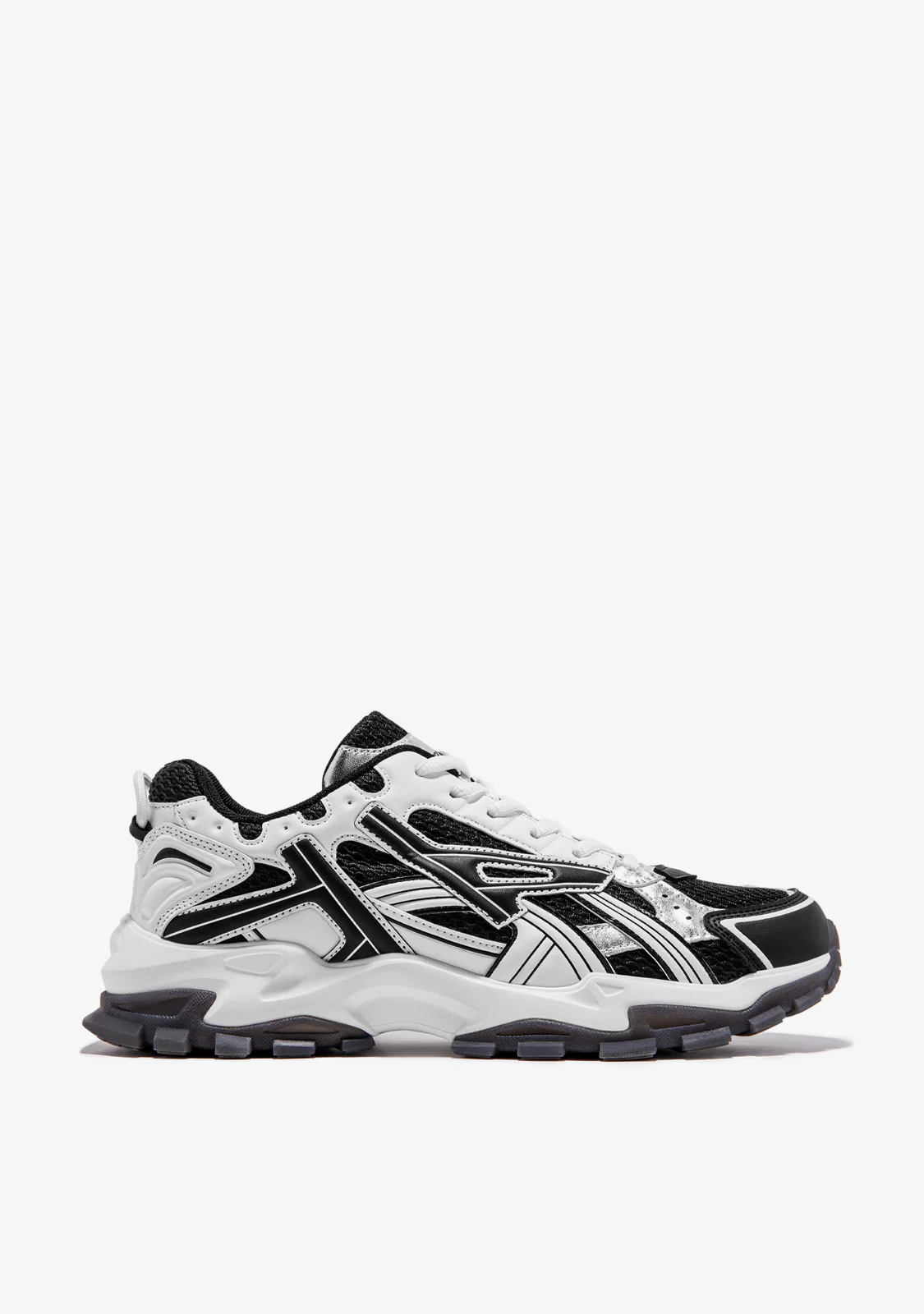 347 Track Stellar Black