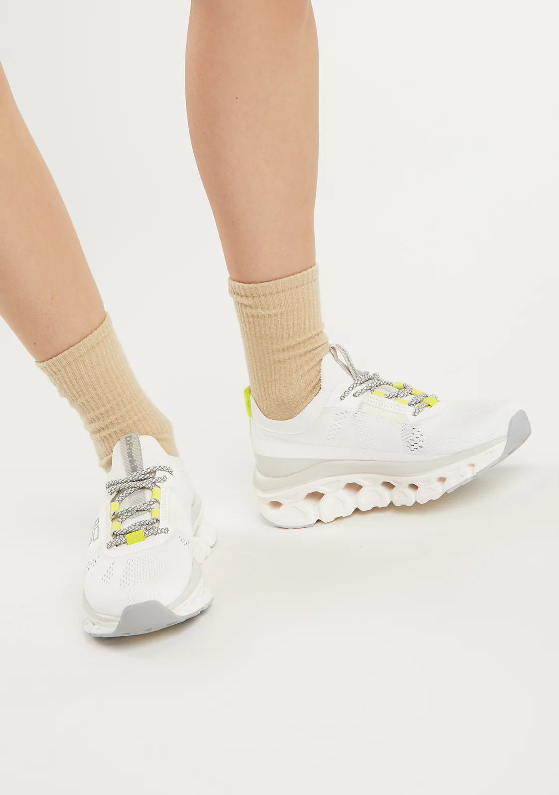 Aero Sneakers Mesh White - Image 6
