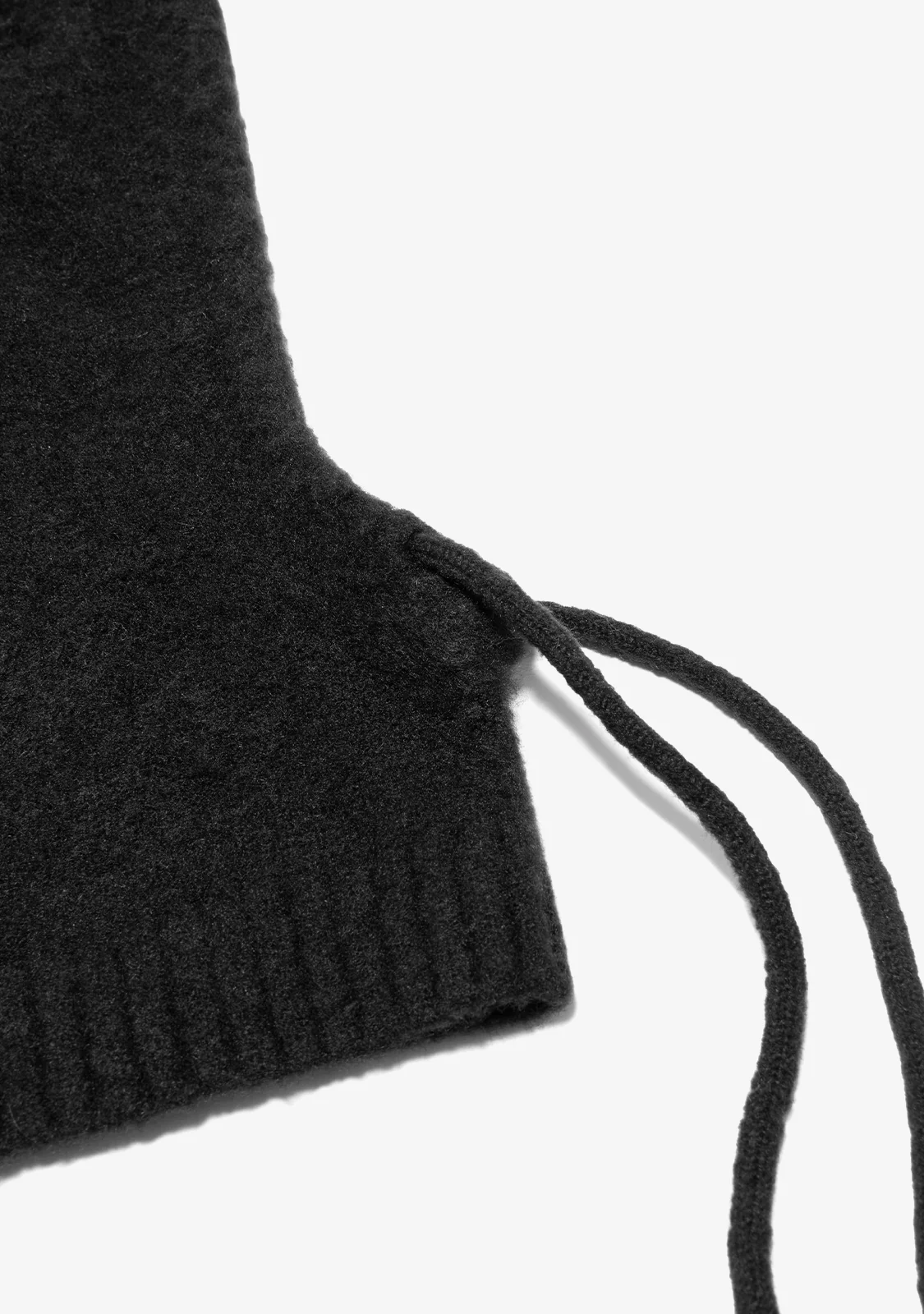 Nordic Bomb Knitted Balaclava Black - Image 3