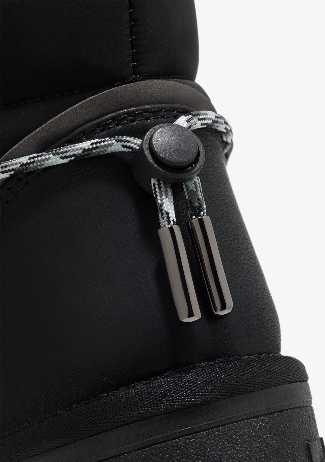 Nordic V2 Low Lace Black - Image 3