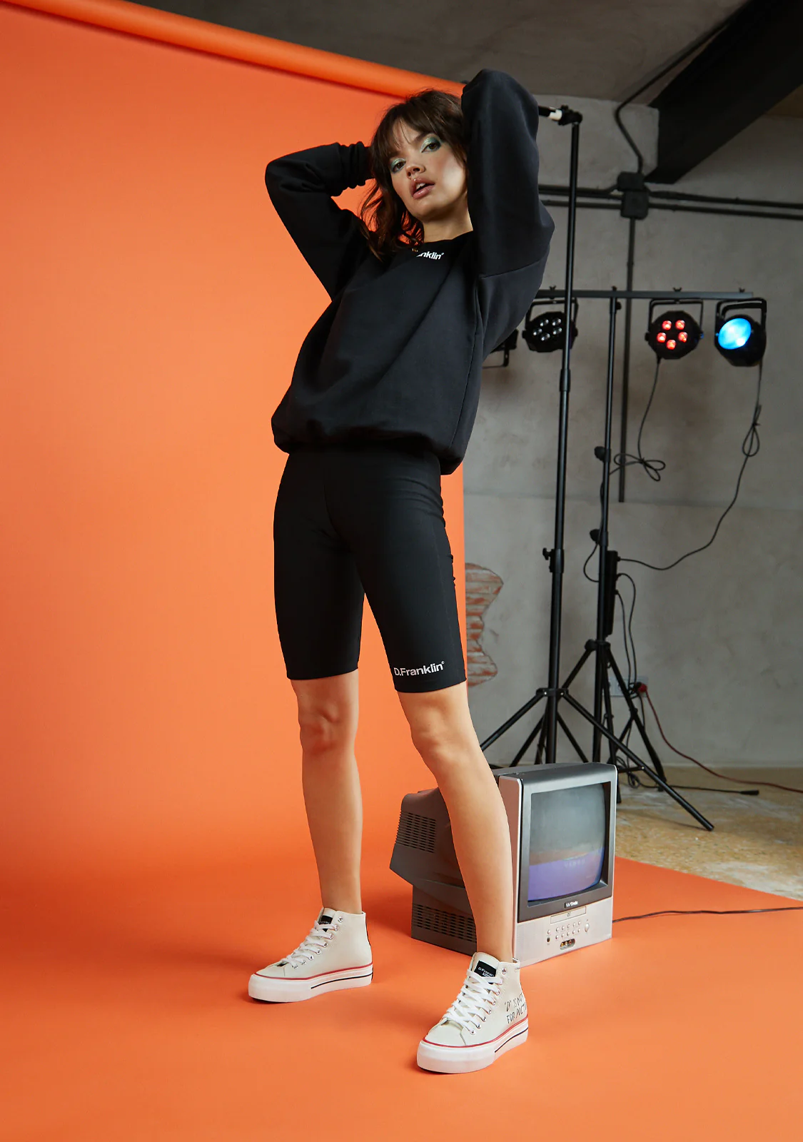 One Way D Is Not Off White - Image 4