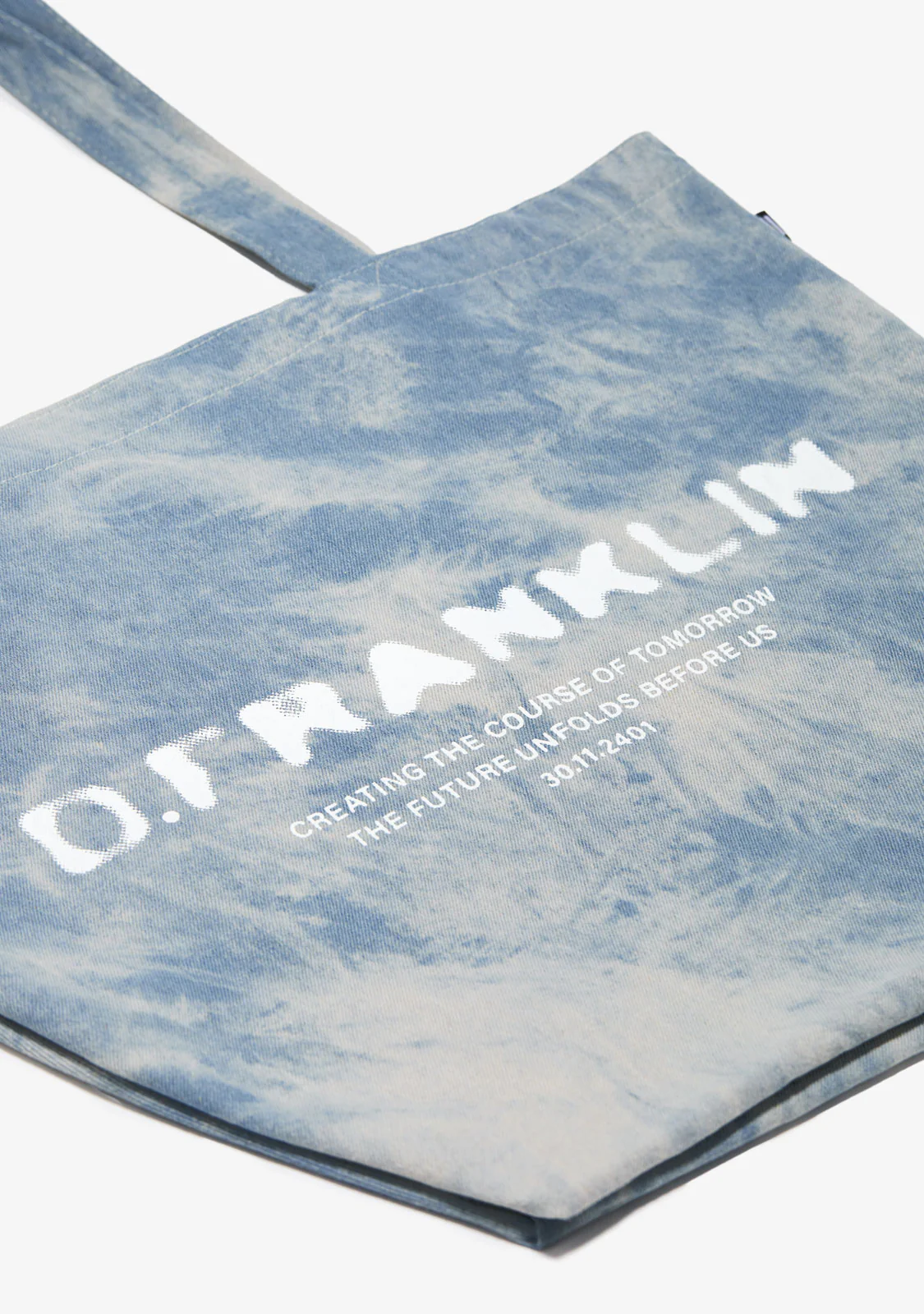 Tomorrow Tote Bag Washed Denim - Image 3